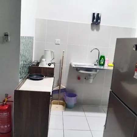Kita Impian Kami Swimming Apartment Kampung Dengkil Exterior photo